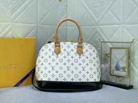 Picture of LV Lady Handbags _SKUfw153664685fw
